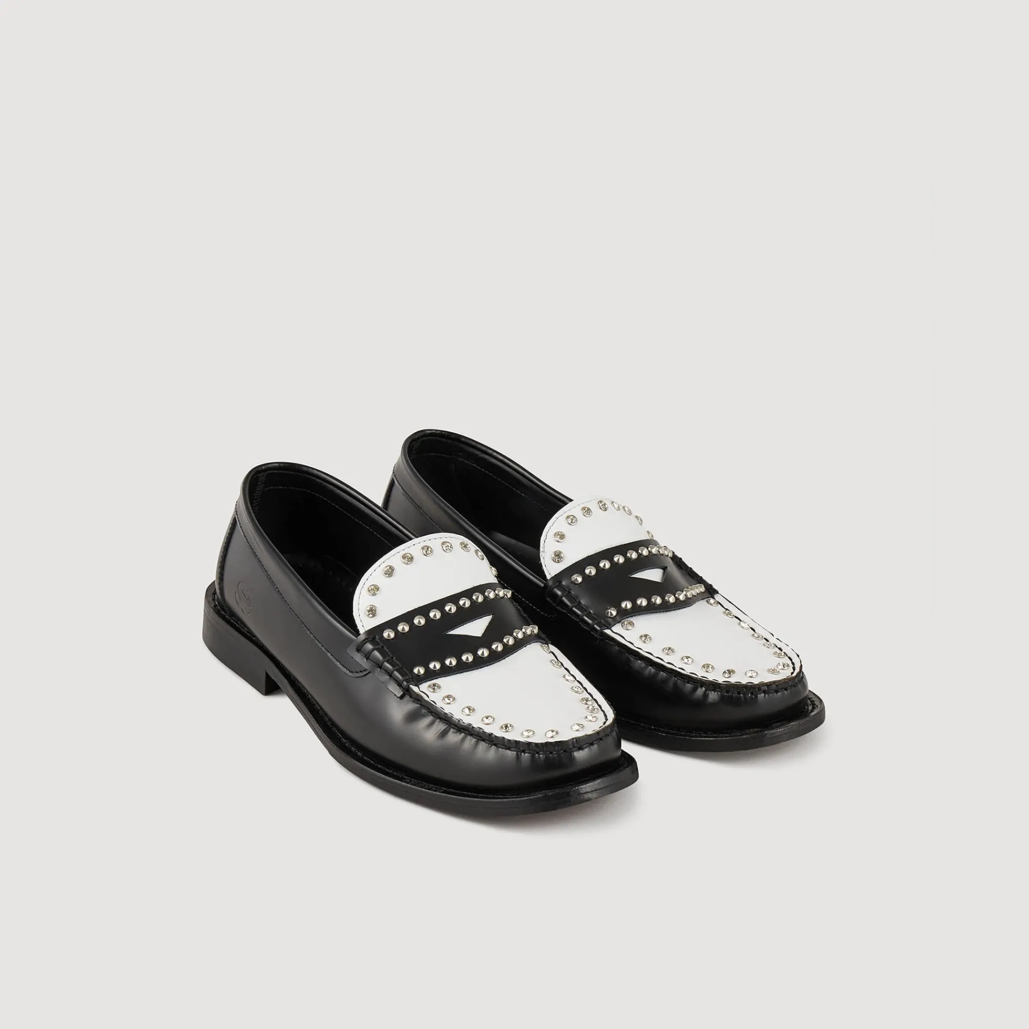 Mocassins & Mules*SANDRO Mocassins Bicolores à Clous Noir / Ecru